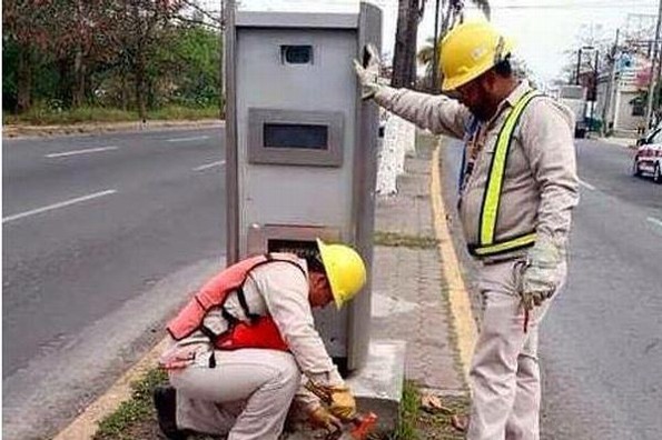 Qué le cortan la luz a las cámaras de foto-multas ¡Por falta de pago!