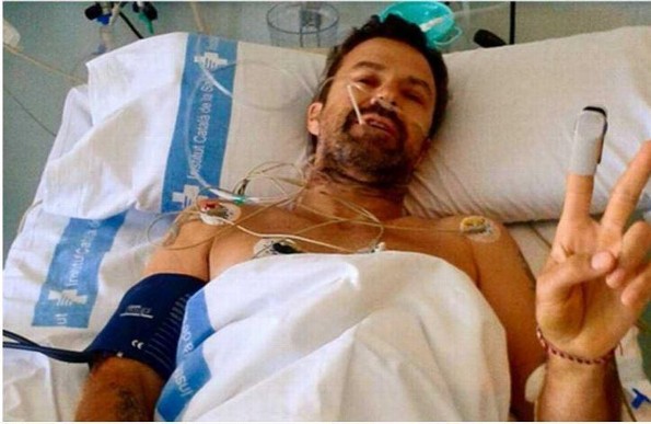 Vocalista de Jarabe de Palo sigue luchando contra el cáncer