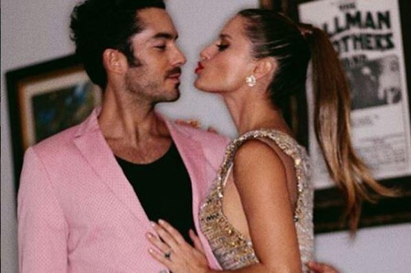 Aaron Díaz dedica romántico mensaje a su esposa Lola Ponce (+FOTO)