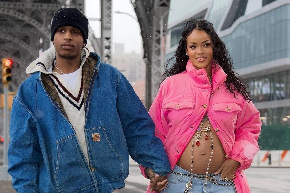 Imagen ¡Ya nació! Rihanna y A$AP Rocky dan la bienvenida a su primer hijo (+foto)
