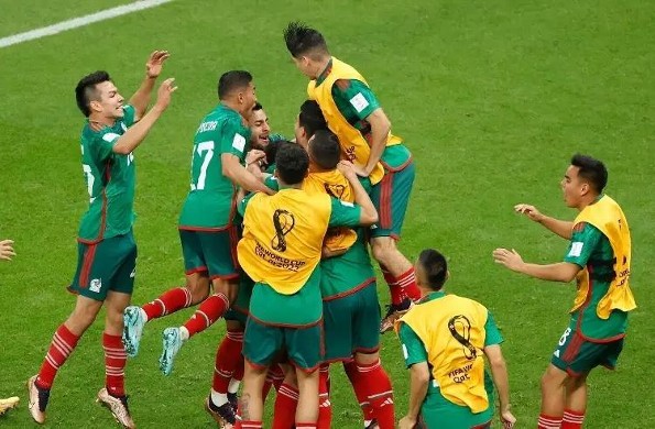 Imagen México gana, pero queda eliminado del Mundial Qatar 2022
