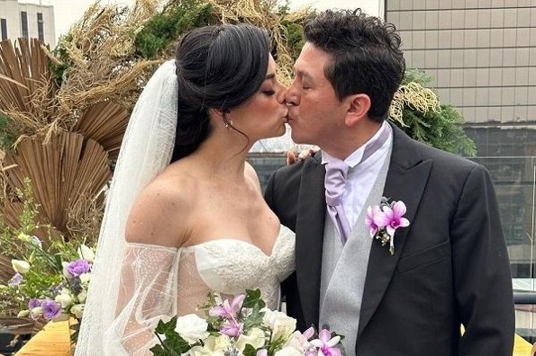 Imagen ¡Violeta Isfel se casó! (+fotos/video)