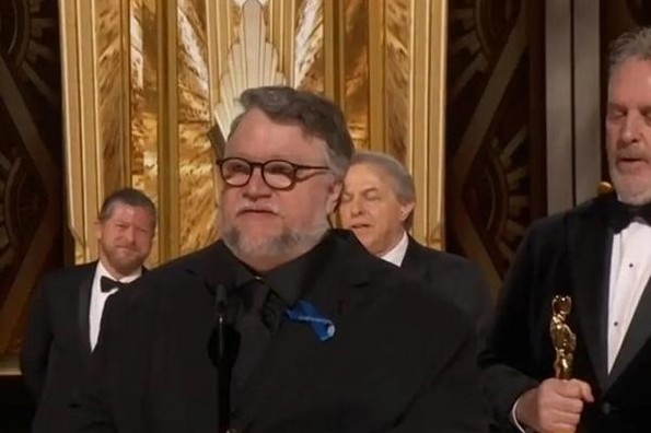 Guillermo del Toro gana Óscar a mejor película animada por 