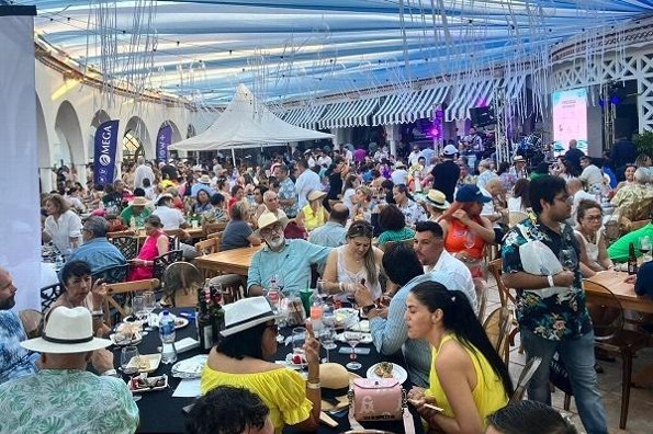 Exitoso inicio del Festival del Vino y el Mar en Boca del Río, continúa este domingo (+fotos)