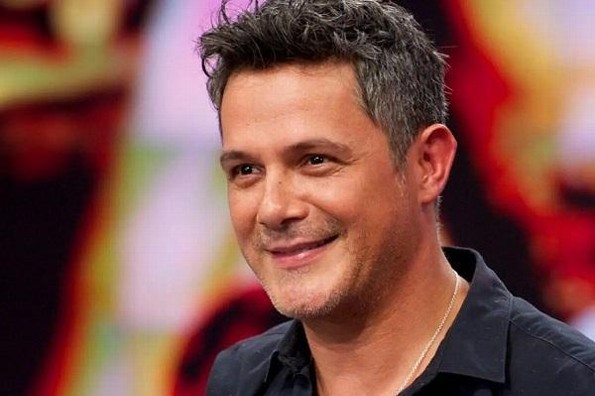 Alejandro Sanz reaparece tras estar triste y cansado hace unos días