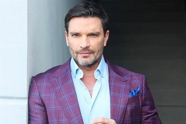 Julián Gil revela que tiene cáncer (+video)