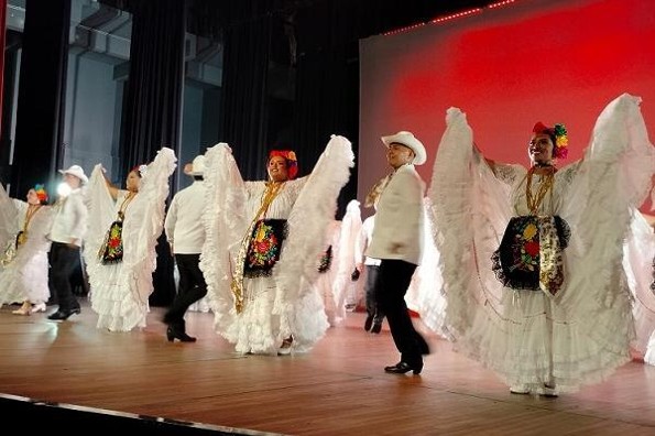 Festeja 37 años Ballet Folklórico de Orizaba (+fotos)