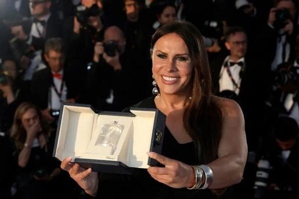 Karla Sofía Gascón, primera mujer trans en ganar el premio a Mejor Actriz en Cannes
