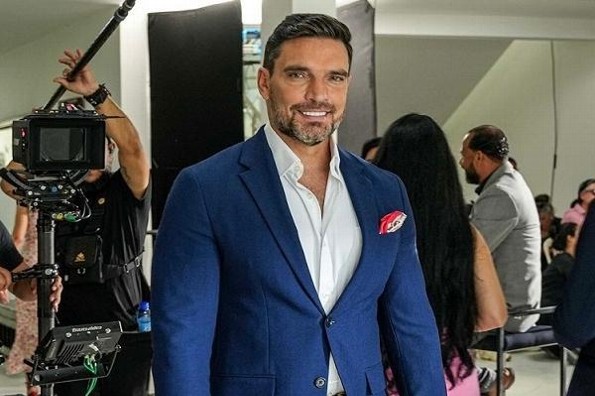 Julián Gil estrena nueva película 