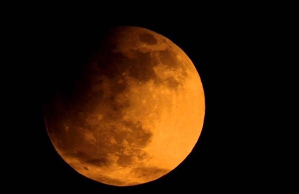 Habrá eclipse parcial lunar en septiembre; checa cómo y cuándo verlo