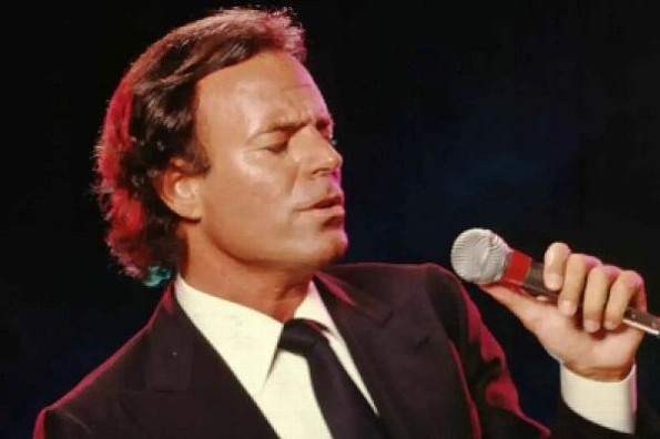 Julio Iglesias es contundente ¡No se retira!