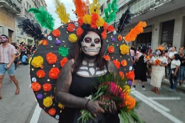 Reflejos y Comité del Carnaval de Veracruz preparan Papaqui de Catrinas