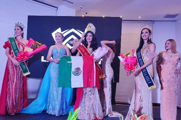 ¡Veracruzana gana para México la Corona Mundial de la Piña!  (+video y fotos)