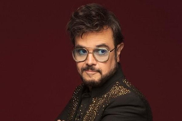 Aleks Syntek anuncia celebración de sus 35 años de carrera artística