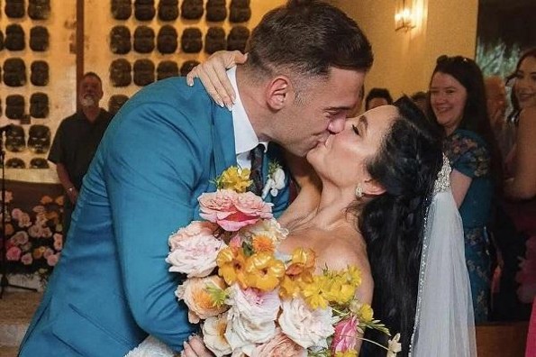 ¡Tremenda boda! Martha Higareda se casó con Lewis Howes