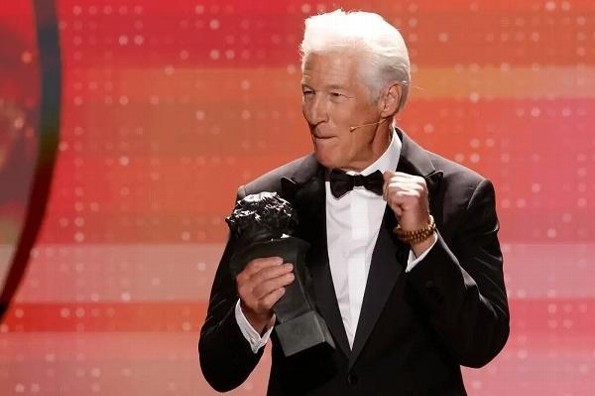 Richard Gere acusa a Trump de 