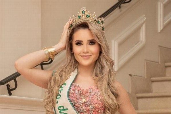 Banda y corona para la nueva Miss Earth Puerto de Veracruz 2025/2026 (+fotos)